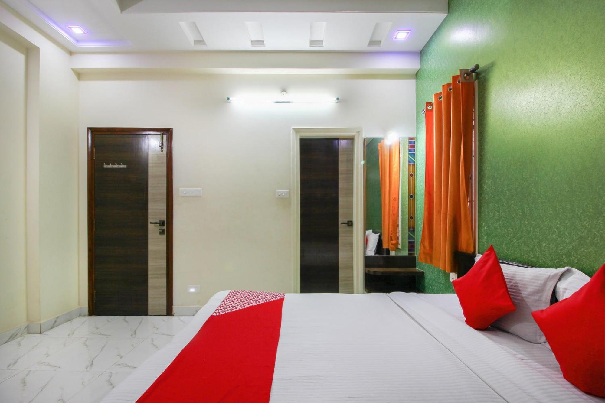 Collection O Madhapur Hotel Kondapur  Bagian luar foto