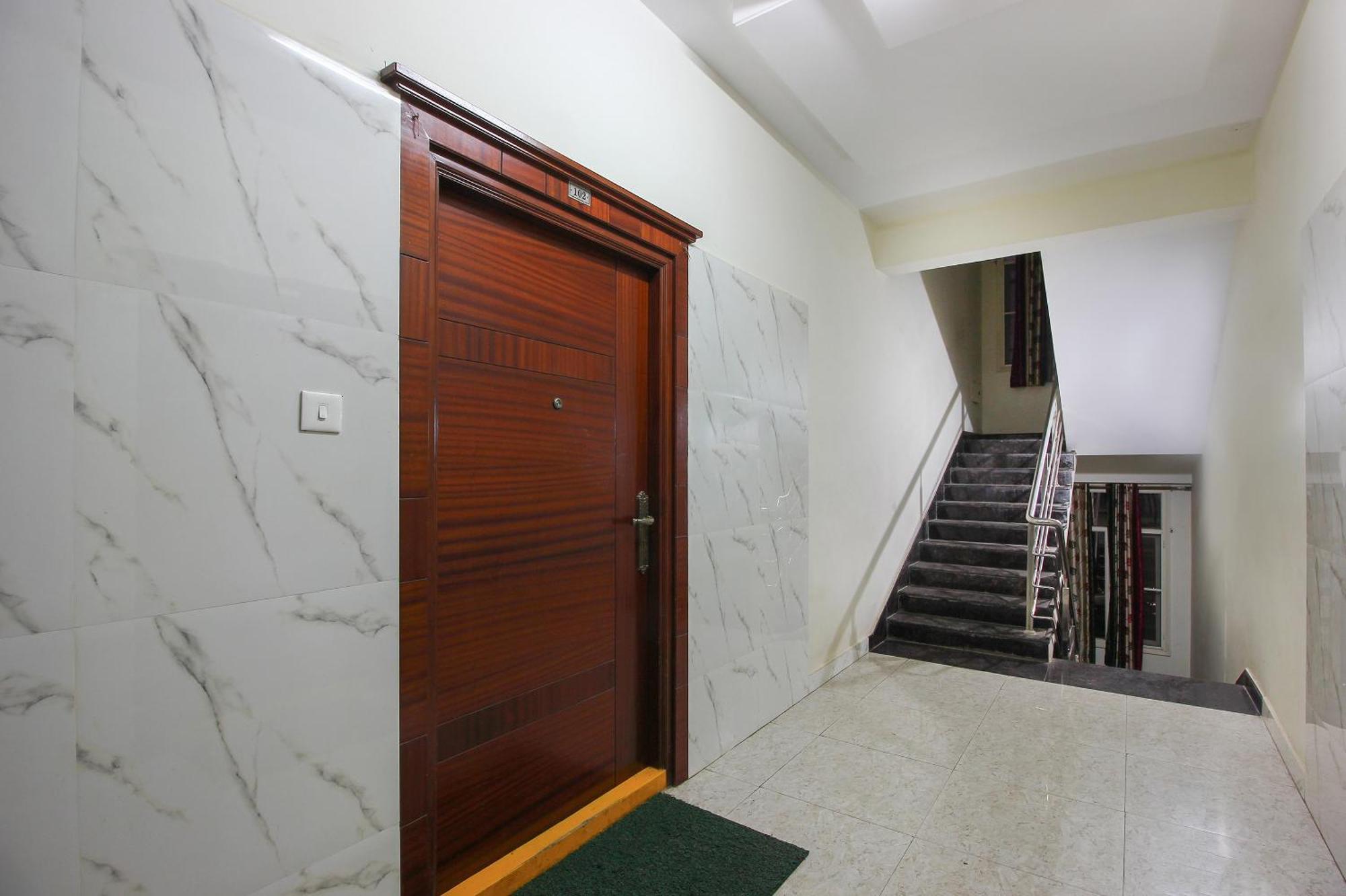 Collection O Madhapur Hotel Kondapur  Bagian luar foto